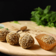 Bomboane Raw Vegane cu Morcov și Susan Desert vegan Bomboane vegane Reteta